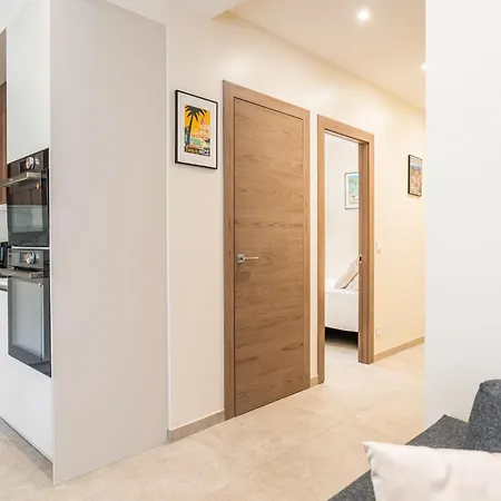 Garden-level 10-min On Foot To Center Apartment *